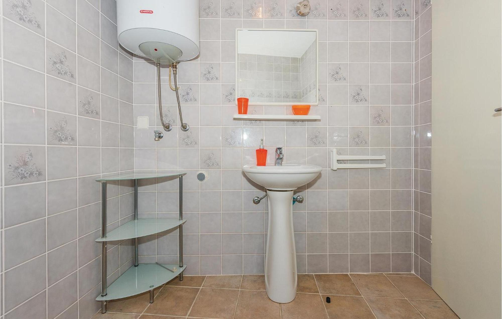 Lovely Apartment In Rogoznica With Wifi Eksteriør bilde